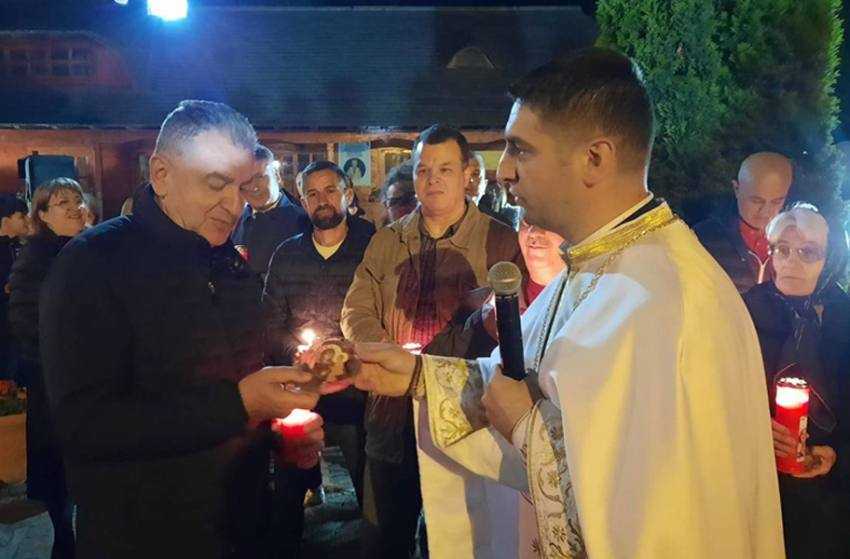 Cristian Gentea: ”Acesta este Paștele! Iubire, speranță în bine și umilință în fața puterii lui Dumnezeu!” 1 Sursă foto: Facebook Cristian Gentea.