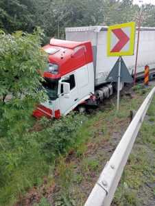 accident doua camioane