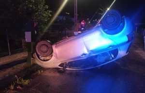 Câmpulung: S-a urcat beat la volan și s-a răsturnat cu mașina, apoi a fugit de la locul accidentului 23 da29b146 3c4e 4c96 9dcb 660b0ad31839 - Câmpulung: S-a urcat beat la volan și s-a răsturnat cu mașina, apoi a fugit de la locul accidentului