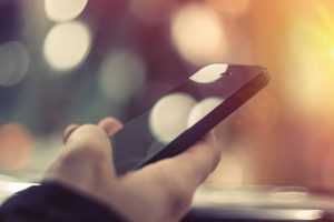 istockphoto 654447928 612x612 1 - A venit la Pitești să fure un telefon de 1.000 de lei! Craiovean de 18 ani reținut