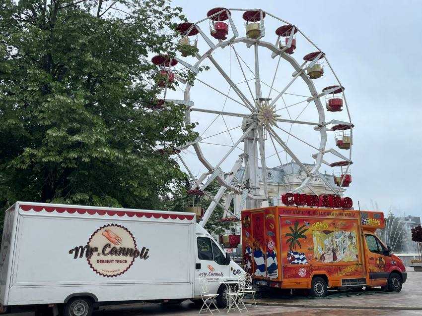 Zilele Piteștiului continuă! Mișcare, dans și muzică bună se anunță AZI în „Orașul Lalelelor” 2 food trucks Pitești