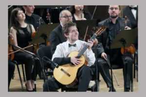 Concert doctoral Destine paralele: George Gershwin versus Freddie Mercury cu Andrei Tase 1 Concert Tase la filarmonica