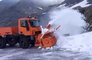 Lucrările de deszăpezire pe Transfăgărășan sunt pe ultima sută de metri 18 74e486f2 6ee6 4575 9f2e 11b6550f030c - Lucrările de deszăpezire pe Transfăgărășan sunt pe ultima sută de metri