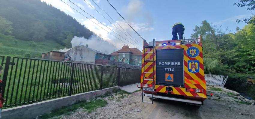 incendiu casa gospodarie  arges incendiu casa gospodarie arges