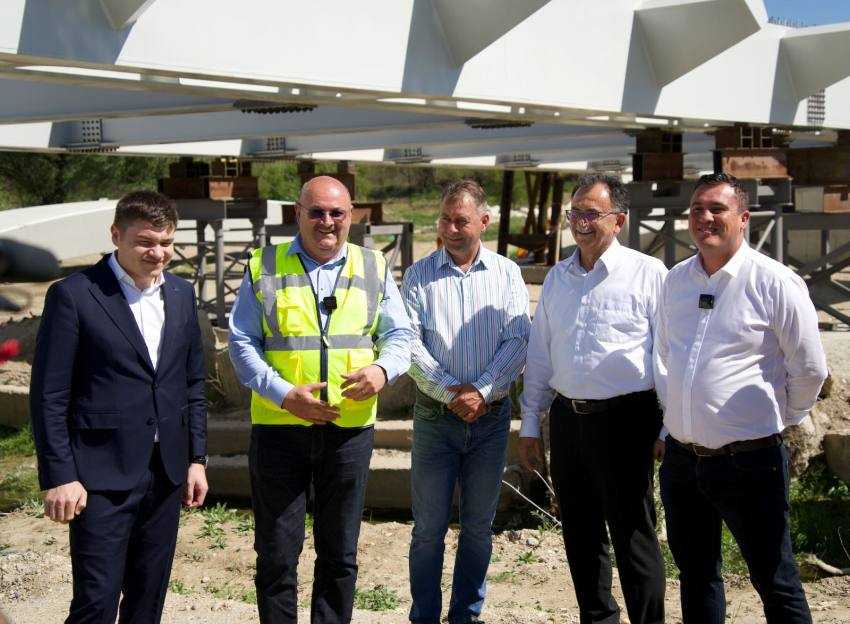 Ion Mînzînă: Dezvoltăm infrastructura rutieră din Mioveni! 1 Ion Mânzînă la Mioveni