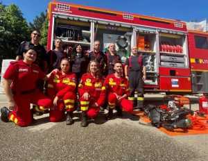 444990570 763751262606392 959303596088837692 n - Elevii de la Colegiul Național "Alexandru Odobescu" au primit vizita serviciilor de urgență argeșene