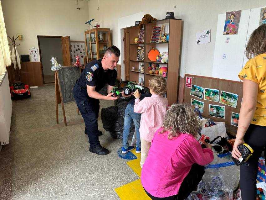 campanie jucarii jandarmi arges