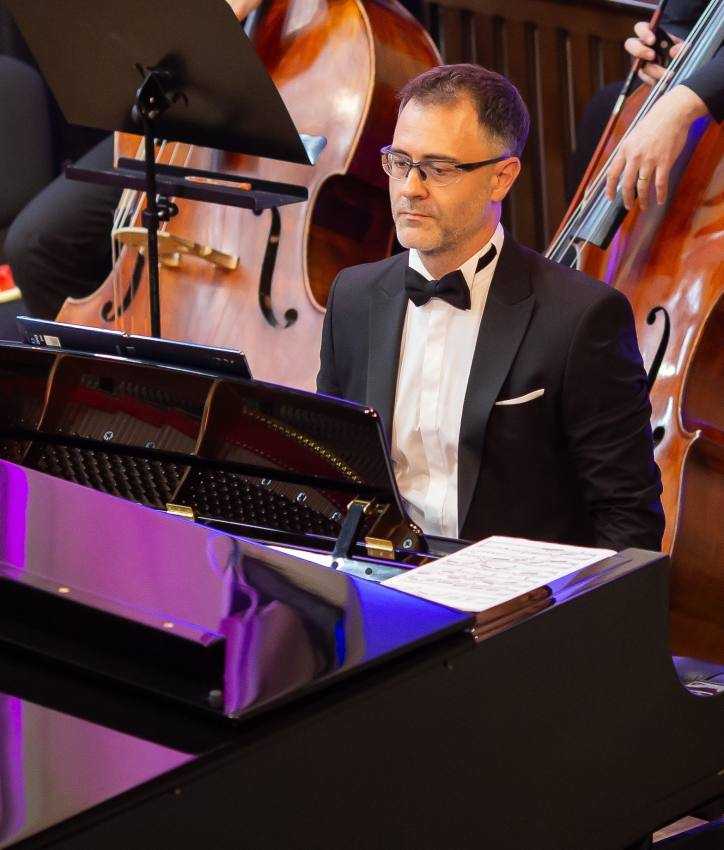 În premieră la Filarmonica Pitești! Concertul nr. 3 pentru pian și orchestră „Per Aspera ad Astra” de S. Bortkiewicz 2 Stefan Doniga - În premieră la Filarmonica Pitești! Concertul nr. 3 pentru pian și orchestră „Per Aspera ad Astra” de S. Bortkiewicz