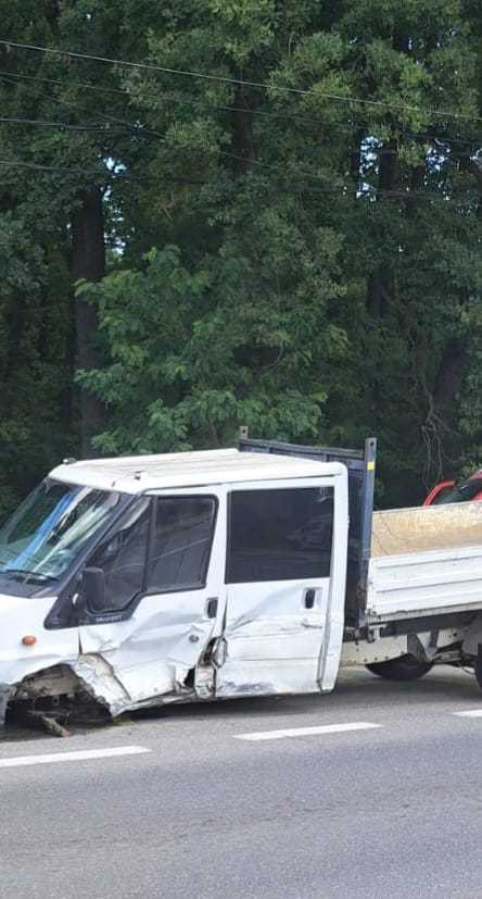 accident masini Valea Ursului