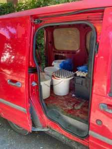 4c9c7b85 c5b2 422f aa1e 07ad6820c7d7 - Brânză și ouă vândute direct din dubă! Polițiștii au împărțit amenzi