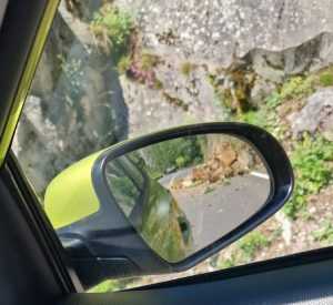 Atenție, șoferi! Căderi de pietre pe Transfăgărășan 3 c8d286b5 2e3e 40d9 a08b fe726b96add8 - Atenție, șoferi! Căderi de pietre pe Transfăgărășan
