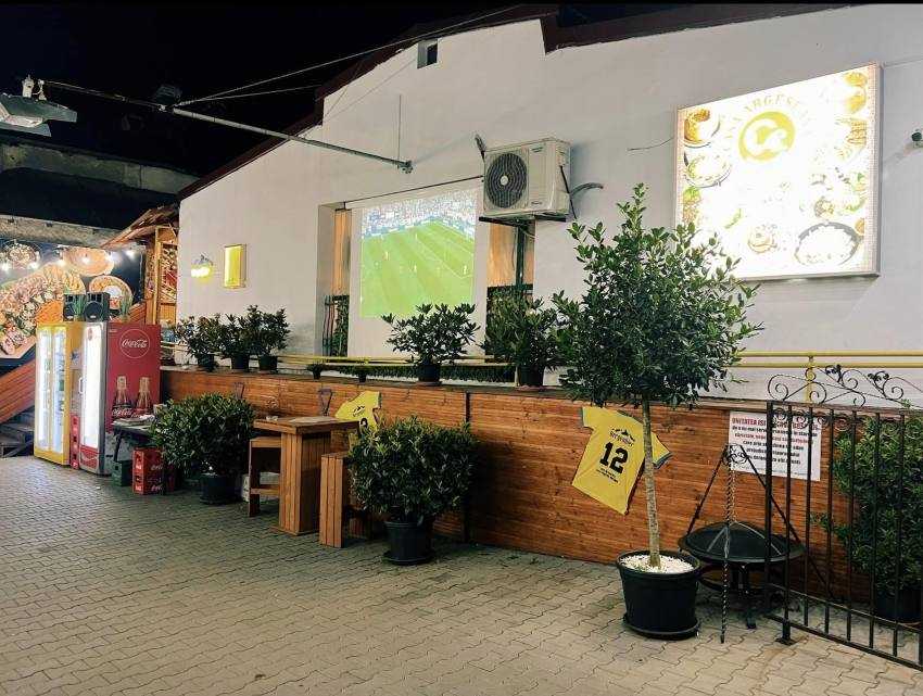 terasa Casa Argeșeană