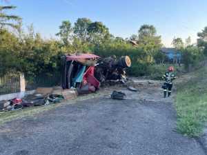 accident cisterna si autoturism