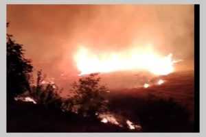 Untitled Project 3 - (Video) Argeș. Incendiu puternic în comuna Buzoești!