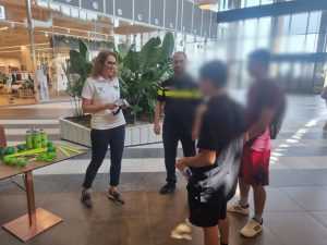 ARGEȘ. Activități preventive cu prilejul Zilei Internaționale de Luptă Împotriva Abuzului şi Traficului Ilicit de Droguri 14 activitati politisti arges