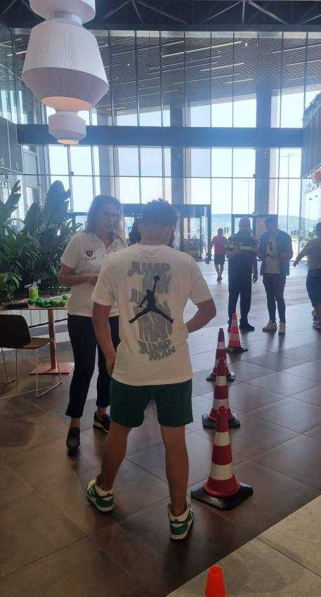 ARGEȘ. Activități preventive cu prilejul Zilei Internaționale de Luptă Împotriva Abuzului şi Traficului Ilicit de Droguri 1 activitati politisti arges