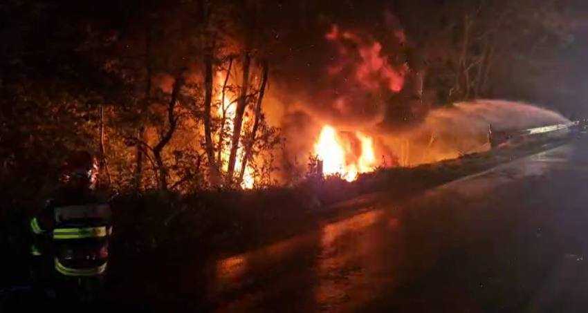 incendiu TIR Draganu Dealul Negru