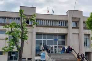 O fostă poliţistă este noul vicepreședinte al Judecătoriei Piteşti 1 Judecatoria Pitesti