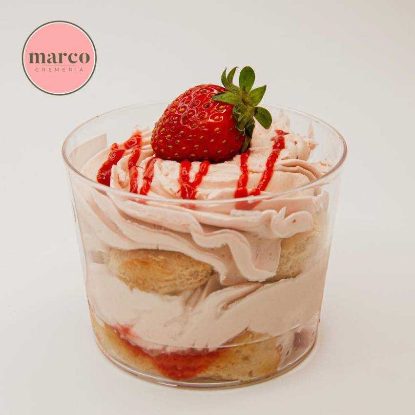 La Marco Cremeria regăsești peste 20 de sortimente de gelato. Care este aroma ta favorită? 3 Marco Cremeria