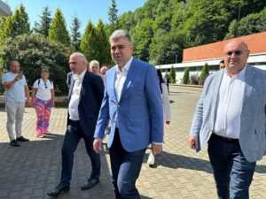 (Video) Premierul Marcel Ciolacu a ajuns în Argeș: “Statul român are obligația să le arate respectul cuvenit celor care au construit Vidraru” 29 Sursă foto: PSD Argeș