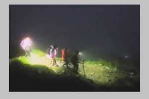 Untitled Project 4 - (Video) Intervenție Salvamont! Șapte turiști coborâți de pe Negoiu!