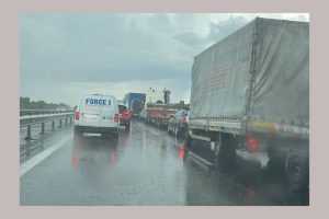 Accident rutier pe A1, sensul spre Pitești! Trafic blocat! 3 accident A1 trafic blocat