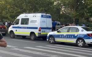 3cdee740 4394 44f9 8359 e0c3bf57a367 1 - Un șofer a lovit doi minori, apoi a fugit de la locul accidentului. Un copil de 9 ani a murit, altul de 7 a ajuns la spital