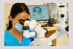 Clinica de medicină dentară DR TEO – Microscopul dentar 1 Dr. Teo
