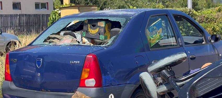 lk - (Video) Argeș - Căruță lovită de mașină în Argeș! Copii răniți!