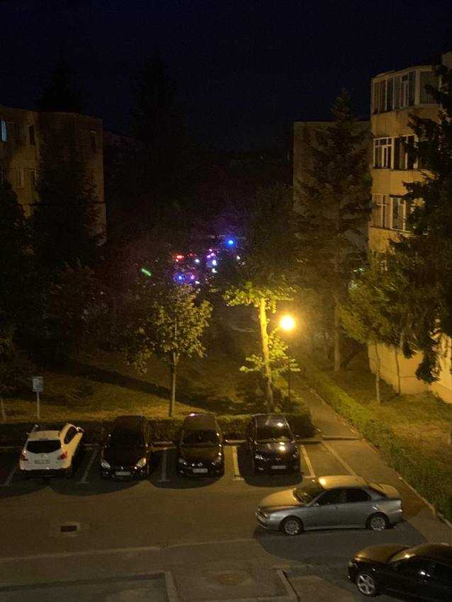 Incendiu la o locuință din cartierul Trivale! Femeie de 53 de ani asistată de paramedici! 1 WhatsApp Image 2024 08 05 at 06.47.32 - Incendiu la o locuință din cartierul Trivale! Femeie de 53 de ani asistată de paramedici!