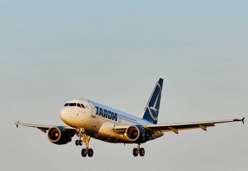 avion tarom Sursă foto: Facebook TAROM.