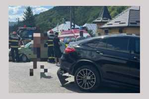 Accident cu victimă în comuna Stoenești! Implicate două autoturisme! 1 accident masini Argeș