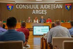 La Consiliul Județean Argeș. Întâlniri de lucru pe tema implementării fondurilor europene în Regiunea Sud-Muntenia 1 Sursă foto: Facebook CJ Argeș.