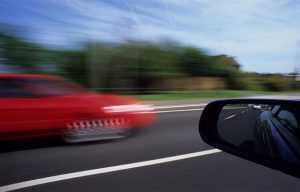 ca77246e47d4631ac606e6c1c5ccbd9a - Argeșean de 29 de ani surprins de RADAR cu 141 km/h în localitate, în timp ce depășea pe linie continuă