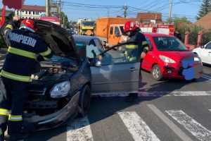 Accident cu victimă la Moșoaia! Implicate trei vehicule 1 accident masini Arges