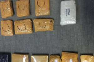 bijuterii aur giurgiu - Un cetăţean turc a încercat să introducă ilegal în România peste un kilogram de bijuterii din aur