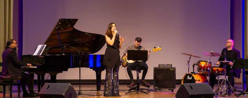Luana Toader și Trio Jazz&Pop Pitești, concert la Argeș Mall 1 Trio Jazz&Pop Pitesti si Irina Sirbu