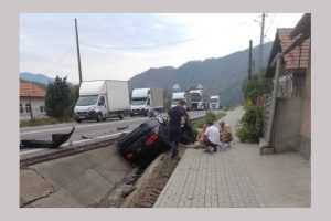 Ministrul Familiei, Natalia Intotero rănită într-un accident pe DN 7! 20 Natalia Intotero accident dn7