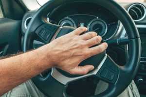 S-a ales cu dosar penal! Tânăr din Micești prins conducând fără permis o mașină radiată 1 VOLAN 1 768x512 1 - S-a ales cu dosar penal! Tânăr din Micești prins conducând fără permis o mașină radiată