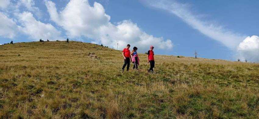 (Video) Misiune Salvamont Argeș în munții Iezer. Persoană de 72 de ani salvată! 3 intervenție salvamont