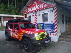 O nouă intervenție Salvamont pe Transfăgărășan! Un motociclist a intrat într-un parapet! 1 Salvamont