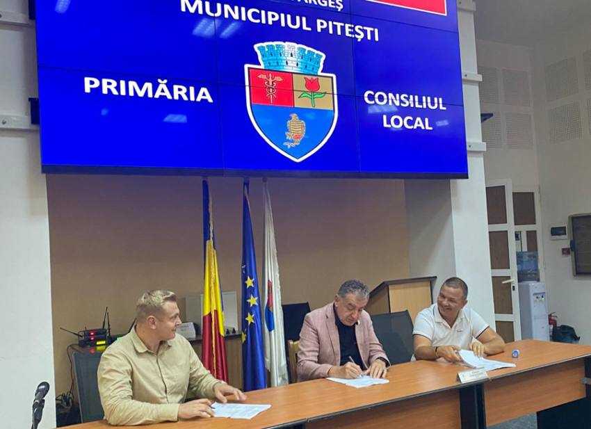 contract patru strazi si o largire deschidere Sursă foto: Primăria MUnicipiului Pitesti