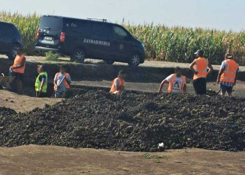 Atenție, se intensifică controalele! 190 de muncitori au fost depistați muncind la negru pe șantierul Autostrăzii A7