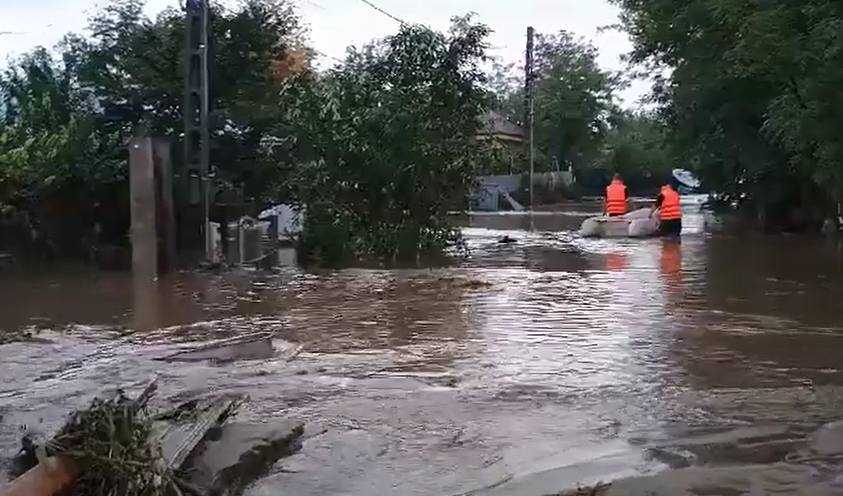 Șapte persoane au murit în urma inundațiilor devastatoare din Galați 1 inundații