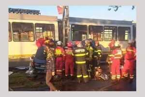 accident masina tramvai