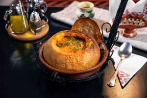 Petrece ultimele zile de vară la terasă, în inima Piteștiului, la Casa Argeșeană! 6 casa argeseana 3 - Petrece ultimele zile de vară la terasă, în inima Piteștiului, la Casa Argeșeană!