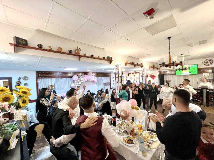 CASA ARGEȘEANĂ TRADIȚIONAL – gustul autentic al României, chiar în inima Piteștiului 1 Casa Argeșeană