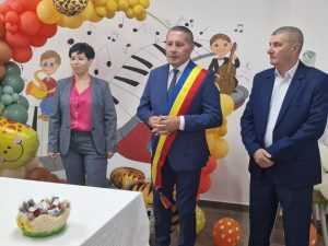 Școli ca afară la Bradu! Dotări și echipamente de ultimă generație la început de an școlar 21 Bradu Dan Stroe 2