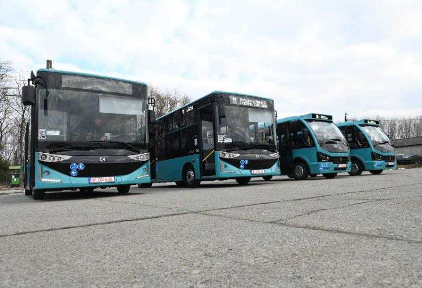 autobuz generic publitrans Sursă foto: primăria Municipiului Pitești.