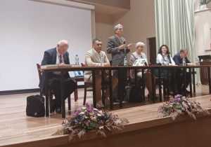 Învățăm din greșelile trecutului? Simpozionul PERT despre ”Experimentului Pitești - Reeducare prin tortură” 1 Sursă foto: FB Primăria Municipăiului Pitești.